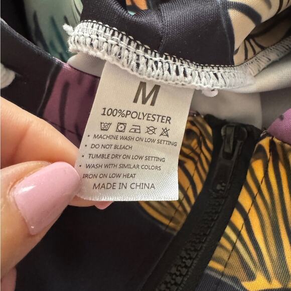 Unisex Jumpsuit Onesie Tracksuit With Mushroom Shroom Print, Medium - Picture 4 of 10